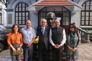 Đại diện ISAWAAS tham dự lễ Kỷ niệm 155 năm ngày sinh của Mahatma Gandhi. 