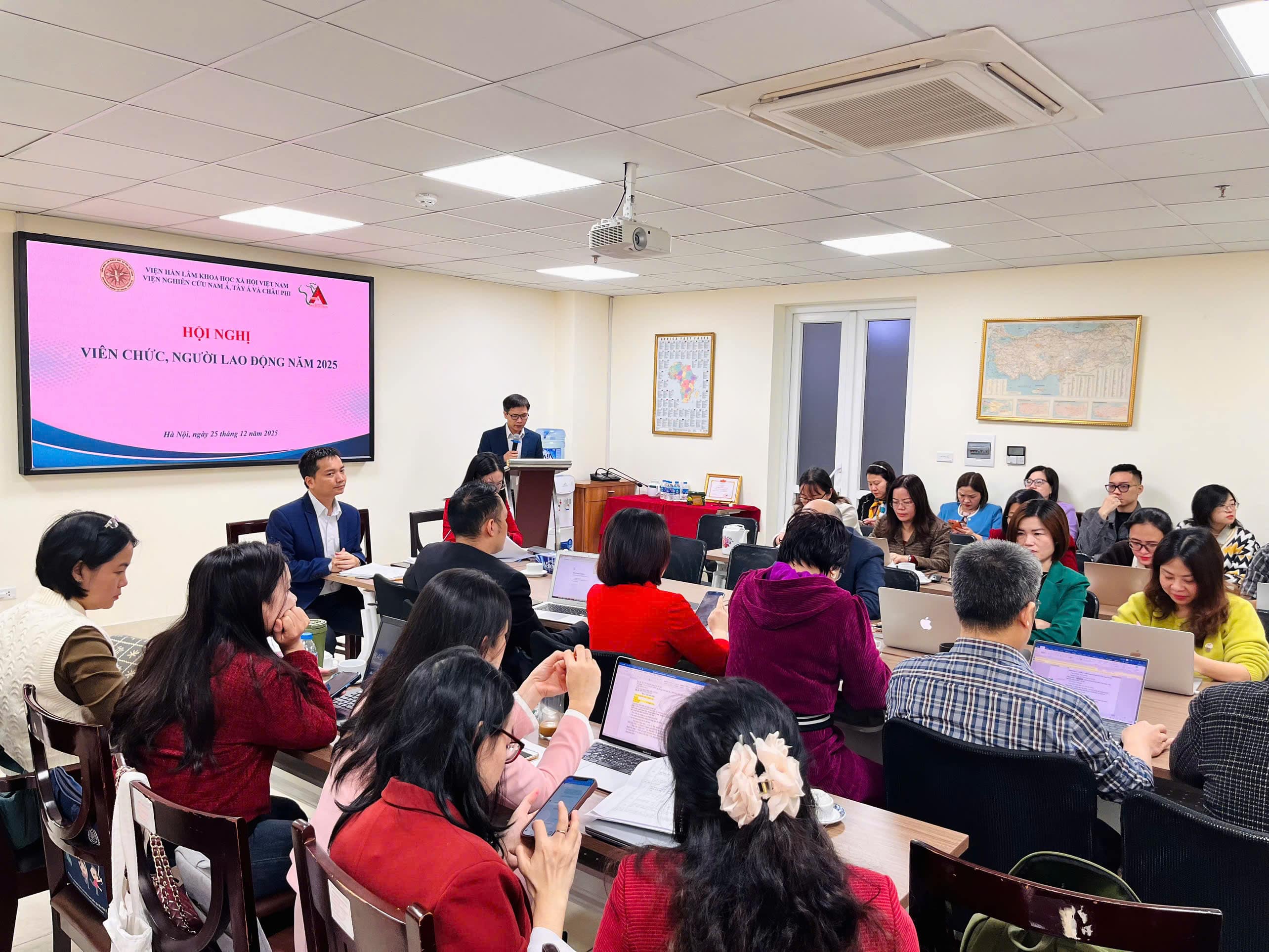 Hội nghị Viên chức, Người lao động năm 2025