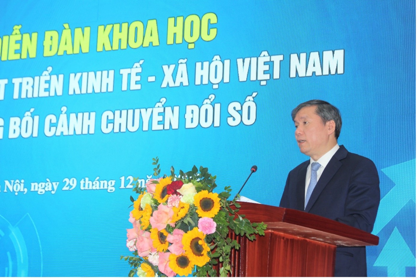 Diễn đàn khoa học năm 2025: Quản lý phát triển kinh tế - xã hội ở Việt Nam trong bối cảnh chuyển đổi số
